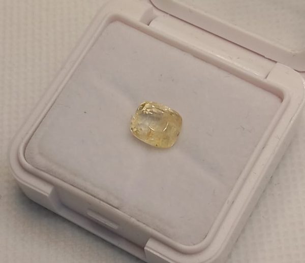 Natural Ceylon Yellow Sapphire