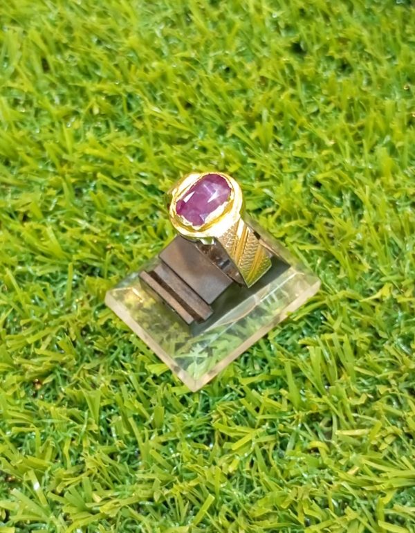 Madagascar Ruby 925 Silver ring